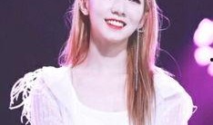 关于孟美岐最新爆料,揭秘她背后的故事与成长历程